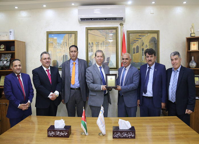 الرئيسية 5222