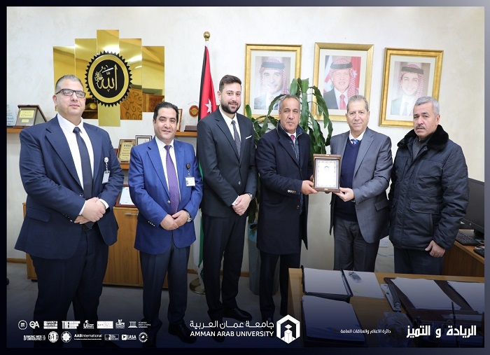 Institutions honors aau